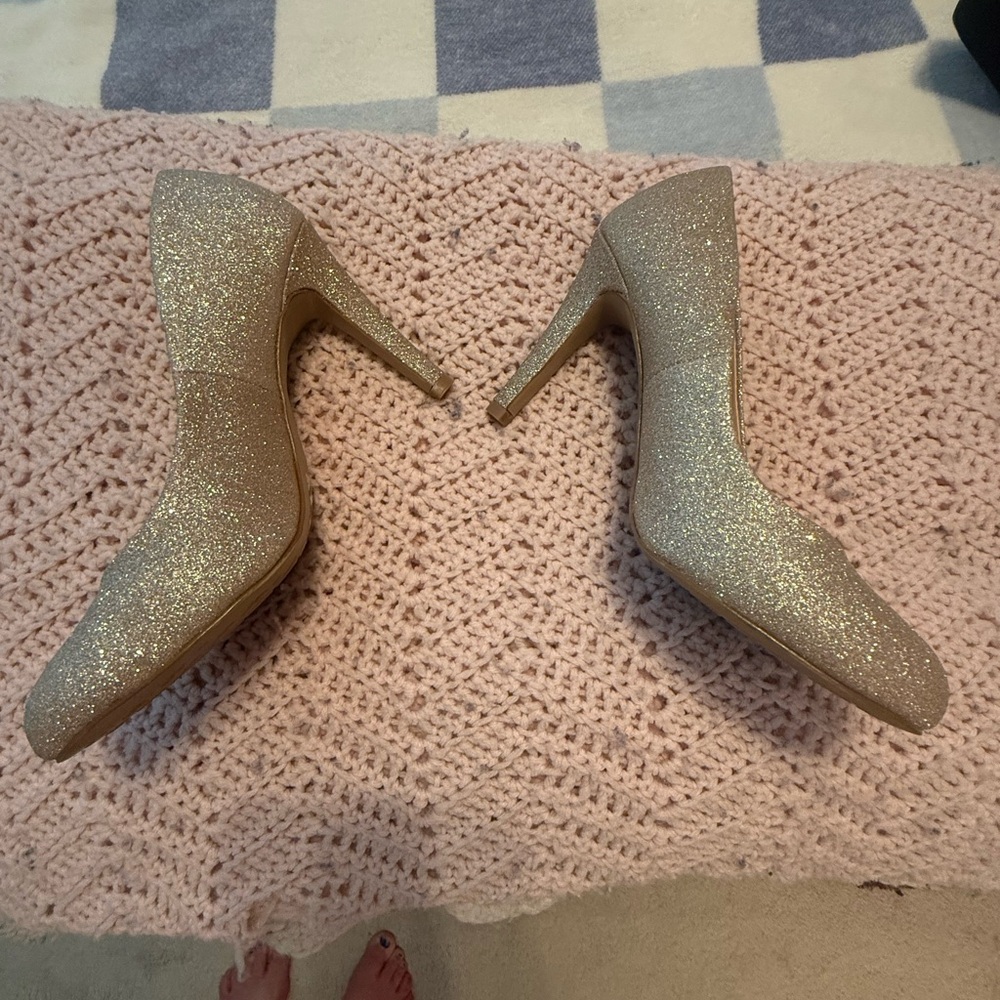 Kelly & Katie Glittering Beige Heels